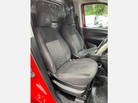 Vauxhall Combo 1.3 CDTi 2000 16v FWD L1 H1 3dr 24