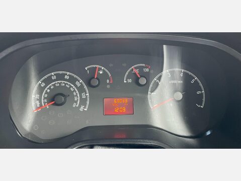 Vauxhall Combo 1.3 CDTi 2000 16v FWD L1 H1 3dr 27