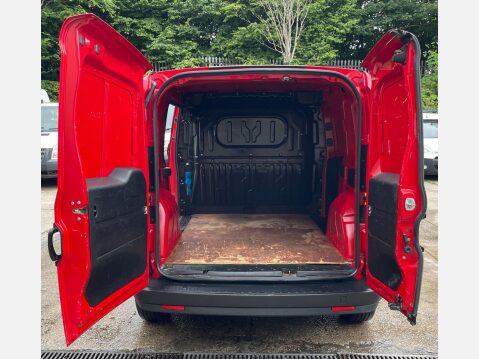 Vauxhall Combo 1.3 CDTi 2000 16v FWD L1 H1 3dr 11