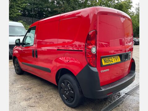Vauxhall Combo 1.3 CDTi 2000 16v FWD L1 H1 3dr 13