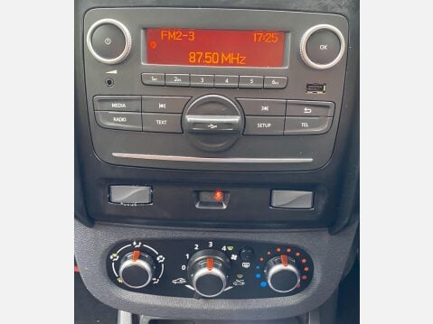 Dacia Duster 1.6 SCe Ambiance Euro 6 (s/s) 5dr 25