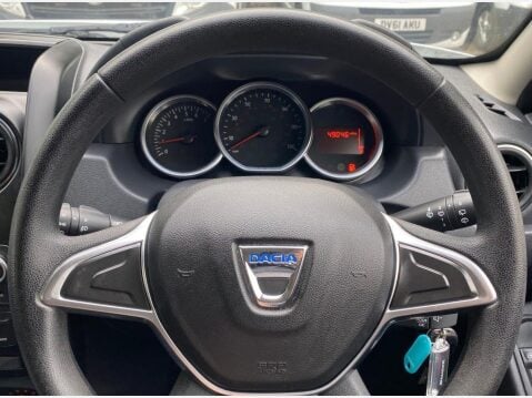 Dacia Duster 1.6 SCe Ambiance Euro 6 (s/s) 5dr 48