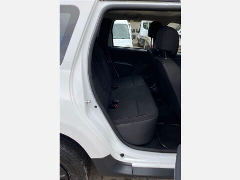 Dacia Duster 1.6 SCe Ambiance Euro 6 (s/s) 5dr 28