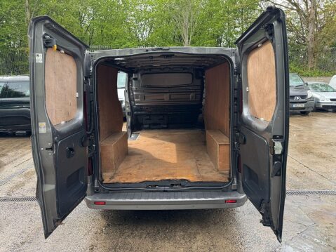 Vauxhall Vivaro 1.6 CDTi 2900 Sportive L2 H1 Euro 6 5dr 9