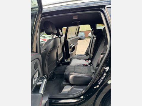 Mercedes-Benz GLB 2.0 GLB220d AMG Line (Premium) 8G-DCT 4MATIC Euro 6 (s/s) 5dr 27