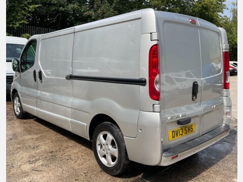 Vauxhall Vivaro 2.0 2900 CDTi Sportive FWD L3 4dr 13