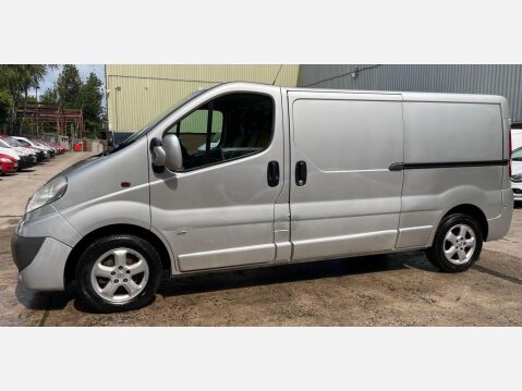 Vauxhall Vivaro 2.0 2900 CDTi Sportive FWD L3 4dr 17