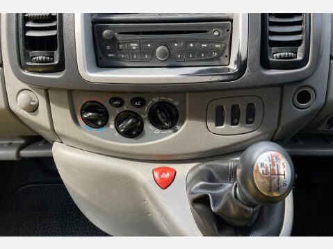 Vauxhall Vivaro 2.0 2900 CDTi Sportive FWD L3 4dr 29