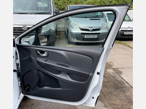 Renault Clio 1.2 16V Dynamique Nav Euro 6 5dr 24