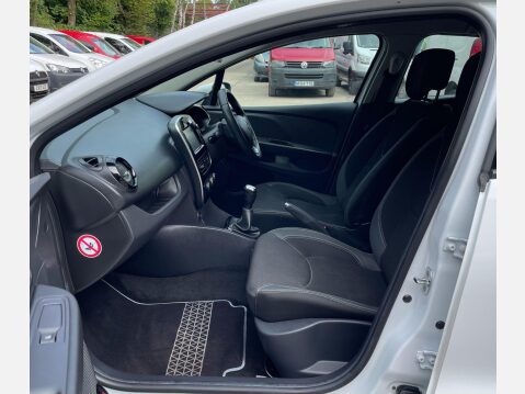 Renault Clio 1.2 16V Dynamique Nav Euro 6 5dr 39