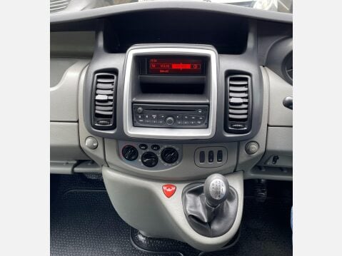 Vauxhall Vivaro 2.0 2900 CDTi Sportive FWD L3 4dr 28