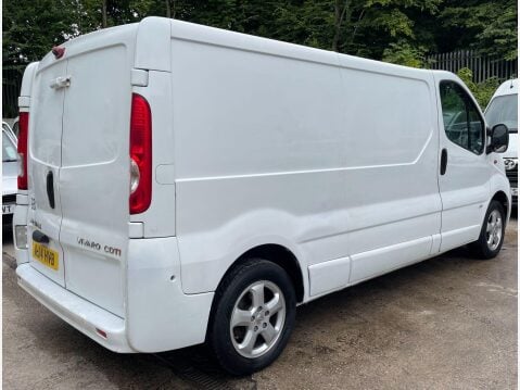 Vauxhall Vivaro 2.0 2900 CDTi Sportive FWD L3 4dr 9