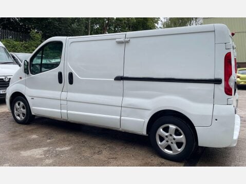 Vauxhall Vivaro 2.0 2900 CDTi Sportive FWD L3 4dr 14