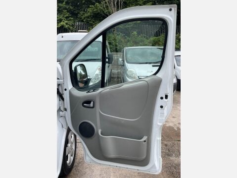 Vauxhall Vivaro 2.0 2900 CDTi Sportive FWD L3 4dr 21