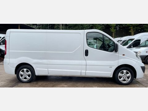 Vauxhall Vivaro 2.0 2900 CDTi Sportive FWD L3 4dr 7