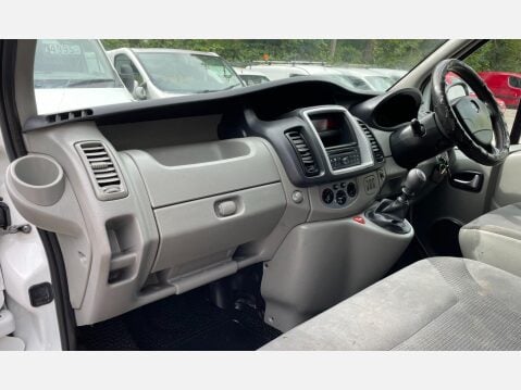 Vauxhall Vivaro 2.0 2900 CDTi Sportive FWD L3 4dr 33