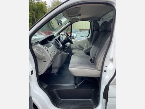 Vauxhall Vivaro 2.0 2900 CDTi Sportive FWD L3 4dr 32