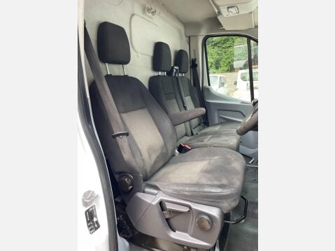 Ford Transit 2.2 TDCi 290 FWD L2 H2 Euro 5 5dr 24