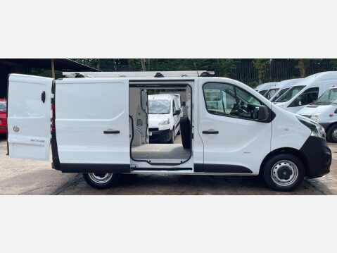 Vauxhall Vivaro 1.6 CDTi 2900 ecoFLEX L1 H1 Euro 5 (s/s) 5dr 17