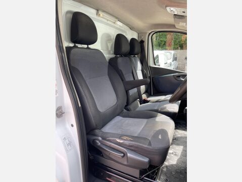 Vauxhall Vivaro 1.6 CDTi 2900 ecoFLEX L1 H1 Euro 5 (s/s) 5dr 23