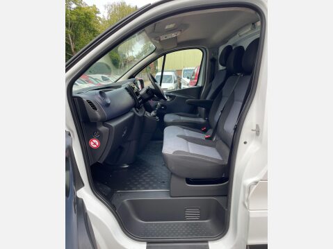 Vauxhall Vivaro 1.6 CDTi 2900 ecoFLEX L1 H1 Euro 5 (s/s) 5dr 33