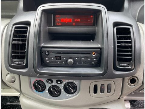 Nissan Primastar 2.0 dCi 3000 SE Refrigerated Van L2 H1 4dr 27