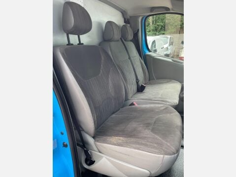 Nissan Primastar 2.0 dCi 3000 SE Refrigerated Van L2 H1 4dr 23