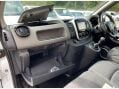 Renault Trafic 1.6 dCi 27 Sport Nav SWB Standard Roof Euro 6 5dr 33