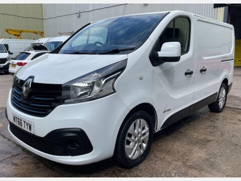 Renault Trafic 1.6 dCi 27 Sport Nav SWB Standard Roof Euro 6 5dr 14