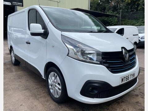 Renault Trafic 1.6 dCi 27 Sport Nav SWB Standard Roof Euro 6 5dr 3