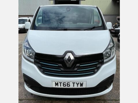 Renault Trafic 1.6 dCi 27 Sport Nav SWB Standard Roof Euro 6 5dr 16