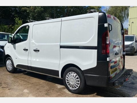 Vauxhall Vivaro 1.6 CDTi 2900 ecoFLEX L1 H1 Euro 5 (s/s) 5dr 15