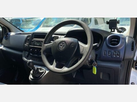 Vauxhall Vivaro 1.6 CDTi 2900 ecoFLEX L1 H1 Euro 5 (s/s) 5dr 26