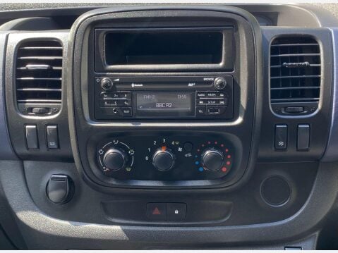 Vauxhall Vivaro 1.6 CDTi 2900 ecoFLEX L1 H1 Euro 5 (s/s) 5dr 31