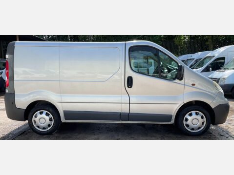 Vauxhall Vivaro 2.0 2900 CDTi FWD L1 4dr 7