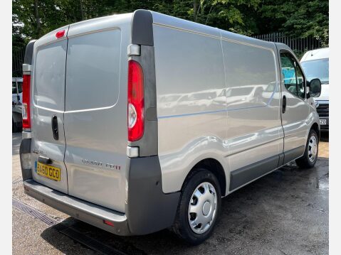 Vauxhall Vivaro 2.0 2900 CDTi FWD L1 4dr 9