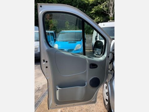 Vauxhall Vivaro 2.0 2900 CDTi FWD L1 4dr 32