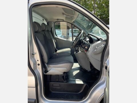 Vauxhall Vivaro 2.0 2900 CDTi FWD L1 4dr 23