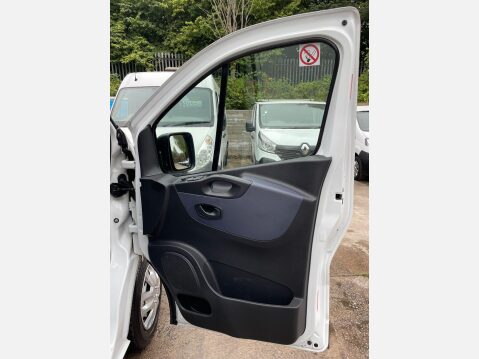Vauxhall Vivaro 1.6 CDTi 2900 ecoFLEX L1 H1 Euro 5 (s/s) 5dr 22