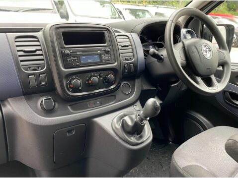Vauxhall Vivaro 1.6 CDTi 2900 ecoFLEX L1 H1 Euro 5 (s/s) 5dr 37