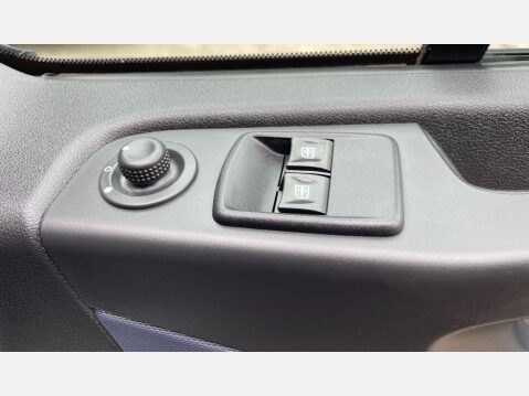 Vauxhall Vivaro 1.6 CDTi 2900 ecoFLEX L1 H1 Euro 5 (s/s) 5dr 23
