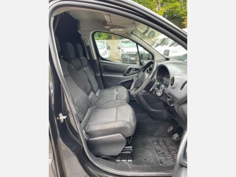 Citroen Berlingo 1.6 HDi 625 LX L1 5dr (Euro 5) 22