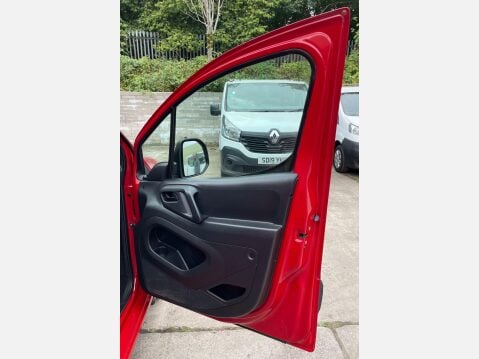 Citroen Berlingo 1.6 HDi 625 LX L1 5dr 21