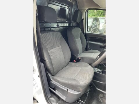 Mercedes-Benz Citan 1.5 109 CDI BlueEfficiency L2 Euro 6 (s/s) 5dr 23