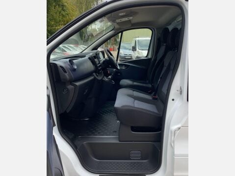 Vauxhall Vivaro 1.6 CDTi 2700 ecoFLEX L1 H1 Euro 5 (s/s) 5dr 34