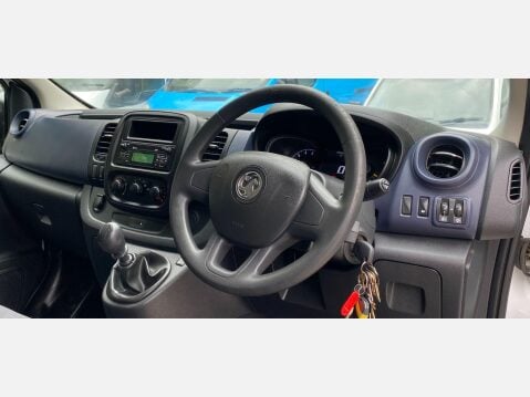 Vauxhall Vivaro 1.6 CDTi 2700 ecoFLEX L1 H1 Euro 5 (s/s) 5dr 26