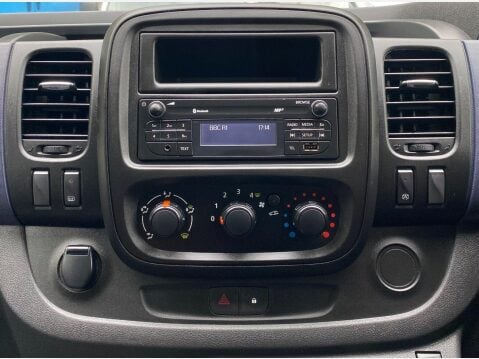 Vauxhall Vivaro 1.6 CDTi 2700 ecoFLEX L1 H1 Euro 5 (s/s) 5dr 32