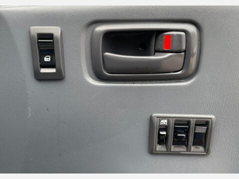Toyota Hiace 2.5 280 D-4D RWD L1 H1 4dr 22