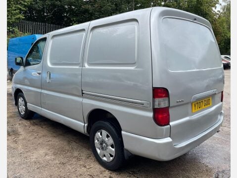Toyota Hiace 2.5 280 D-4D RWD L1 H1 4dr 13
