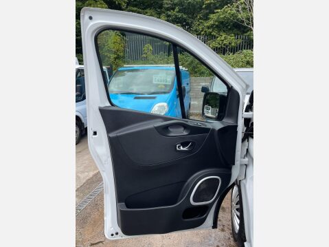 Vauxhall Vivaro 1.6 CDTi 2900 Sportive L2 H1 Euro 6 5dr 33